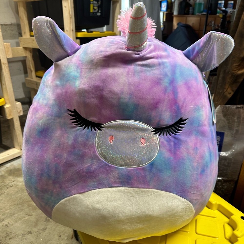 Large squishmellow - Picture 2 of 3